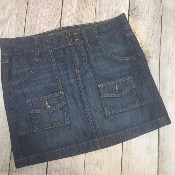 Old Navy Dresses & Skirts - Old Navy Denim Jeans Skirt Sz.6